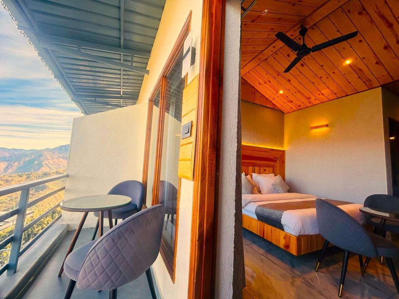Living On The Edge A Luxury Stay Masuri Exterior foto