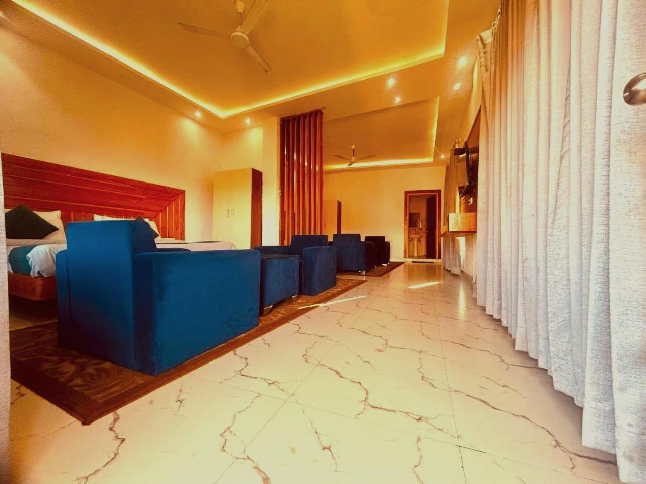 Living On The Edge A Luxury Stay Masuri Exterior foto