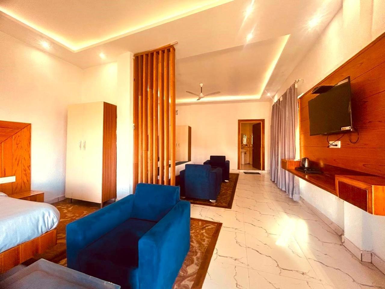 Living On The Edge A Luxury Stay Masuri Exterior foto