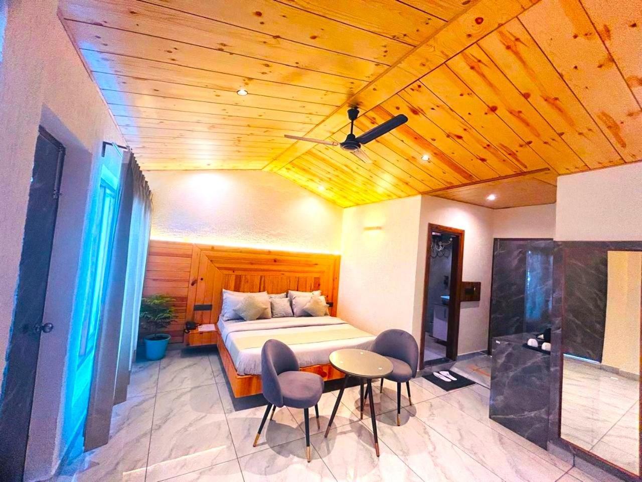 Living On The Edge A Luxury Stay Masuri Exterior foto