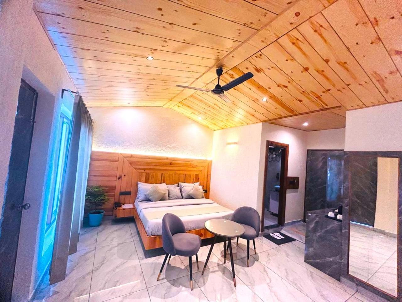 Living On The Edge A Luxury Stay Masuri Exterior foto