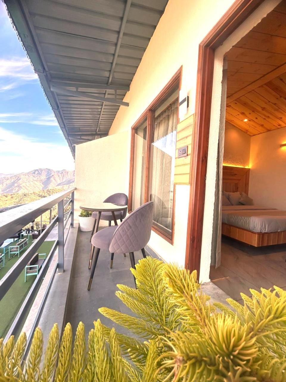 Living On The Edge A Luxury Stay Masuri Exterior foto