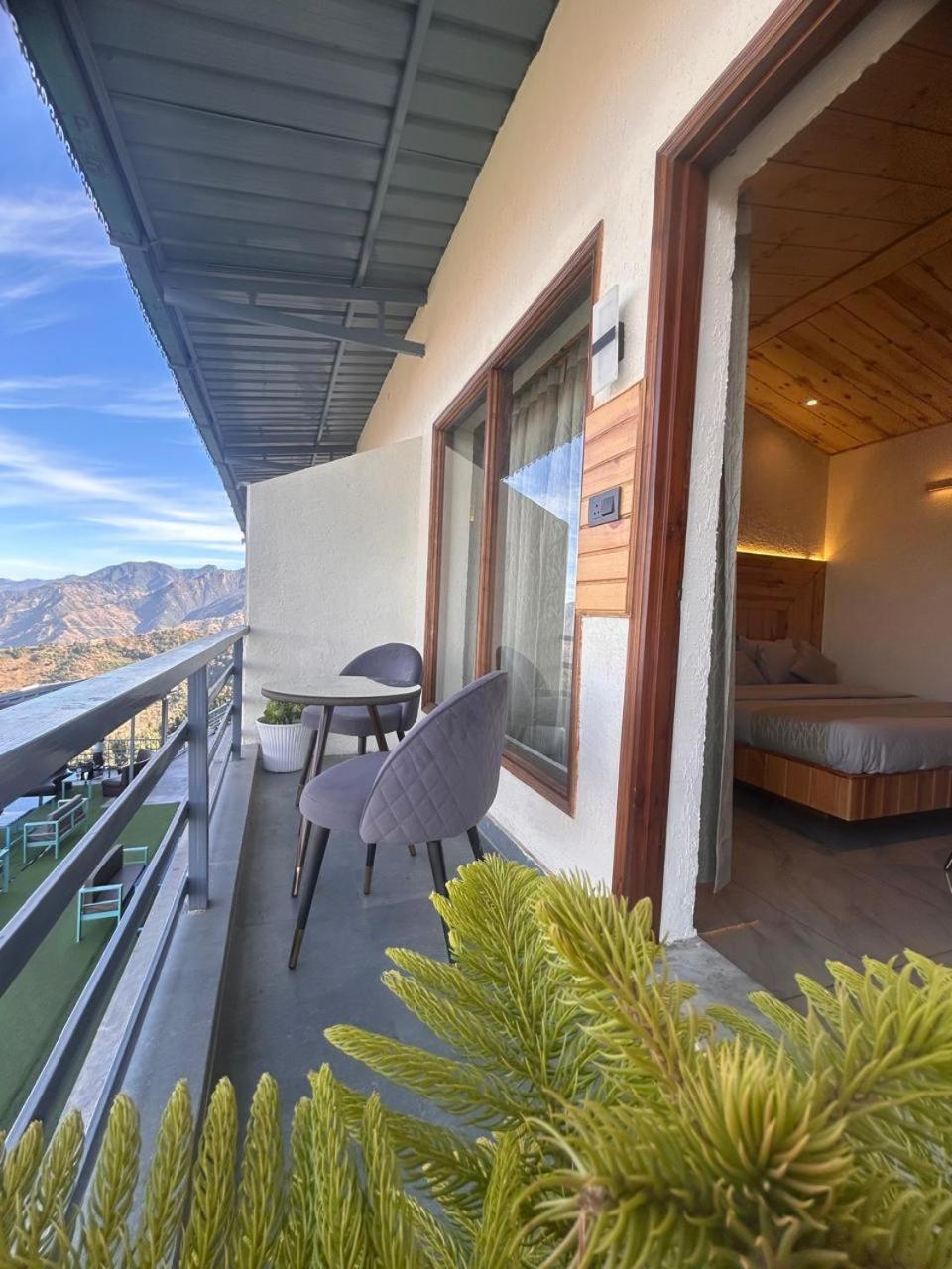Living On The Edge A Luxury Stay Masuri Exterior foto