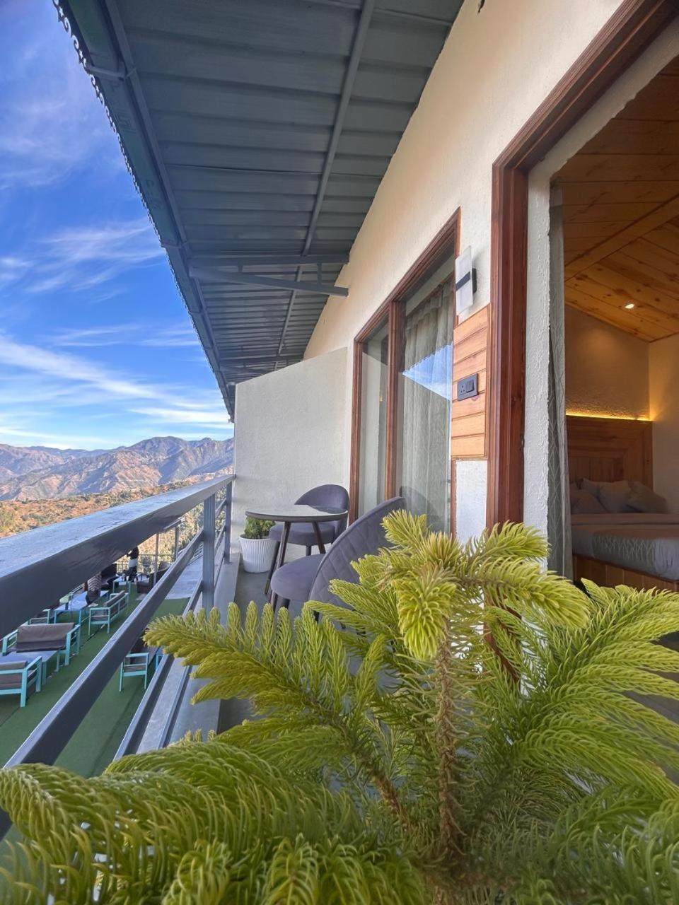 Living On The Edge A Luxury Stay Masuri Exterior foto