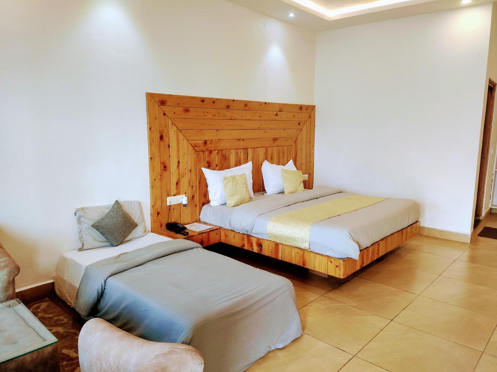 Living On The Edge A Luxury Stay Masuri Exterior foto