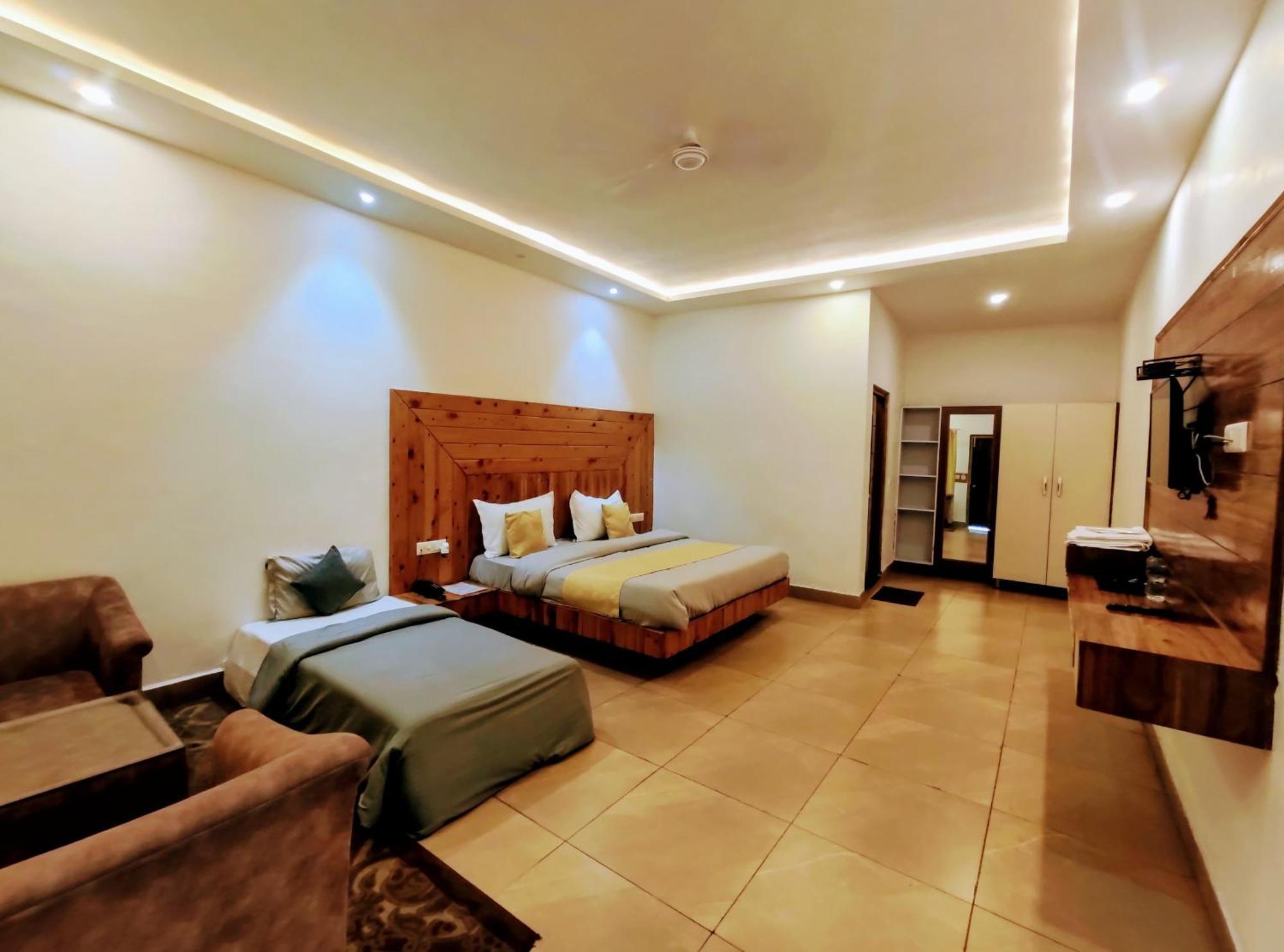 Living On The Edge A Luxury Stay Masuri Exterior foto